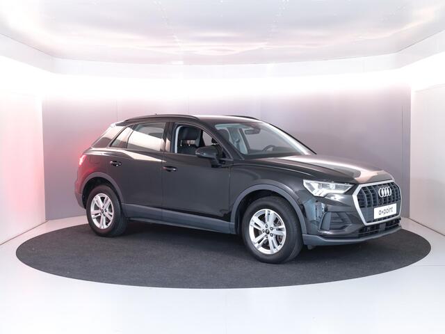 Audi Q3 45 TFSI e Advanced edition 245pk | Navigatie via App | Android auto | Parkeercamera | Verwarmbare voorstoelen