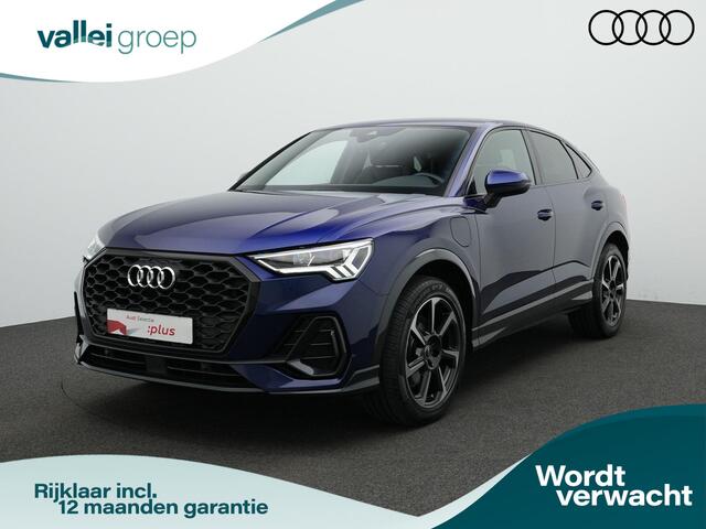 Audi Q3 Sportback 45 TFSI e 245 pk S-tronic S Edition | Sportstoelen | Stoelverwarming | Trekhaak | LED | Achteruitrijcamera | Adaptive Cruise | 19 inch
