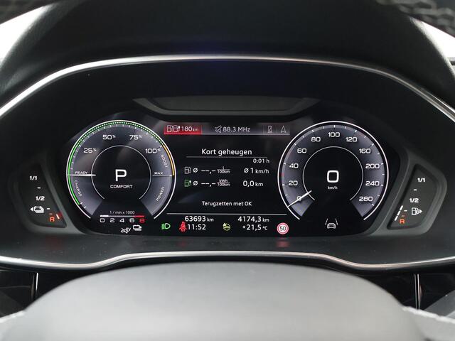 Audi Q3 Sportback 45 TFSI e S Edition | 245 PK | SoH 100% | Trekhaak wegklapbaar | Panoramadak | B&O premium sound | Navigatiesysteem | S line |