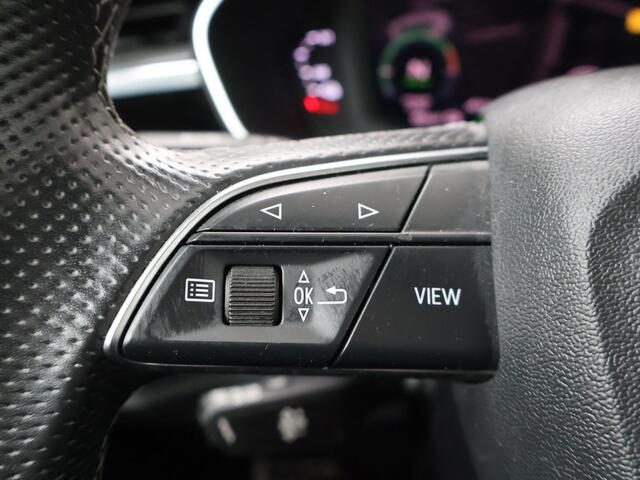 Audi Q3 Sportback 45 TFSI e S Edition | 245 PK | SoH 89% | Automaat | Panoramadak | Verwarmde voorstoelen | Navigatiesysteem |