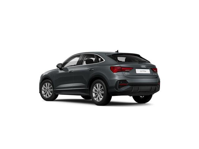 Audi Q3 Sportback 45 TFSI e Business Edition 245pjk | Navigatie | Sportstoelen | 18 inch Lichtmetalen velgen | Parkeersensoren voor en achter