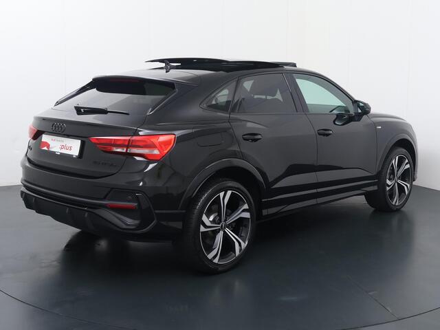 Audi Q3 Sportback 45 TFSI e S Edition | 245 PK | SoH 91% | Panoramadak | Lederen bekleding | 20" LM velgen | S line |