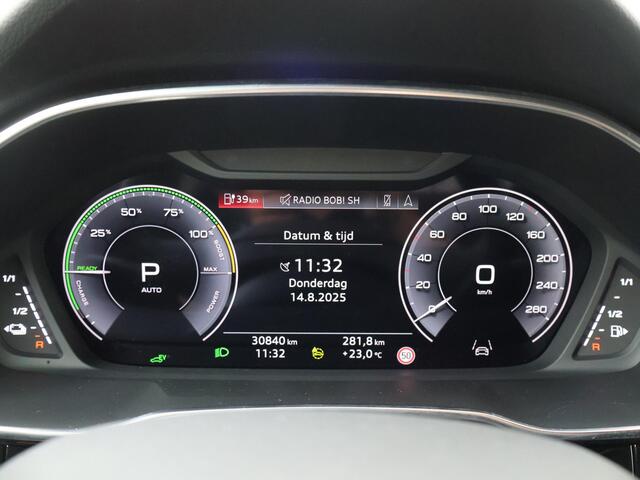 Audi Q3 Sportback 45 TFSI e S Edition | 245 PK | SoH 89% | Trekhaak | Panoramadak | 360 Graden camera's | LM 20" velgen | Sportstoelen |