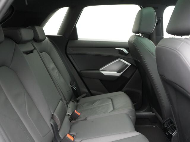 Audi Q3 45 TFSI e Advanced edition Plug In Hybrid 245pk PHEV | Panodak | Lederen Sportstoelen Verwarmd | Apple Carplay | Blis | Cruise Control | Navigatie | Virtual | DAB |