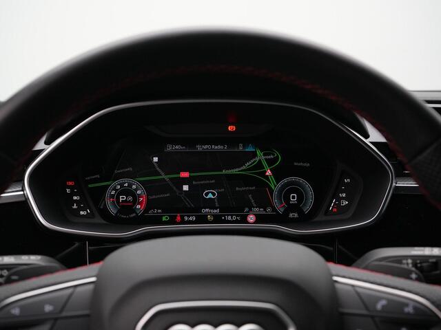 Audi Q3 Sportback 35 TFSI 150 pk S-tronic S Edition Competition / S-Line | Panoramadak | Trekhaak | Matrix LED | Stoelverwarming | Rondomzicht camera | Sportstoelen | 19 inch