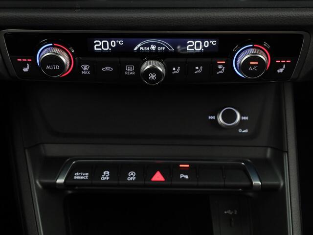 Audi Q3 Sportback 35 TFSI S Edition 150PK S-tronic | Afgevlakt stuurwiel | S-line in & exterieur | Audi drive select | Elektrische kofferbak |