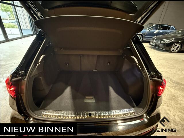 Audi Q3 45 TFSI e S edition. Black edition. Trekhaak. Navi.