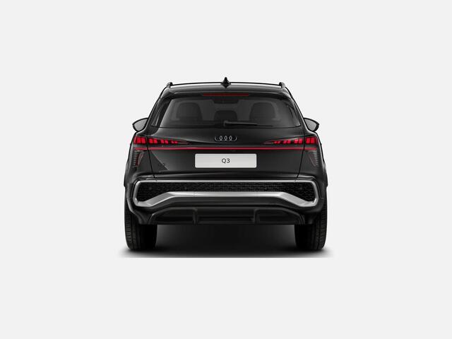 Audi Q3 1.5 TFSI e-hybrid S edition 272 PK · Techniekpakket plus · Privacy glas · S line interieur met sportst.