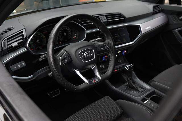 Audi Q3 Sportback 45TFSIe/245pk S-Line Blackstyle|2022|20"Blackstyle|Optik Schwarz|Navi|Cruise|Keyless|Sfeerverlichting