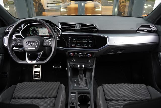 Audi Q3 Sportback 45TFSIe/245pk S-Line Blackstyle|2022|20"Blackstyle|Optik Schwarz|Navi|Cruise|Keyless|Sfeerverlichting