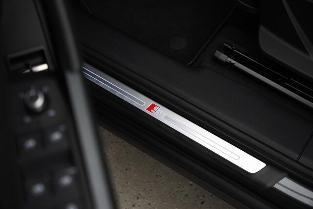 Audi Q3 Sportback 45TFSIe/245pk S-Line Blackstyle|2022|20"Blackstyle|Optik Schwarz|Navi|Cruise|Keyless|Sfeerverlichting