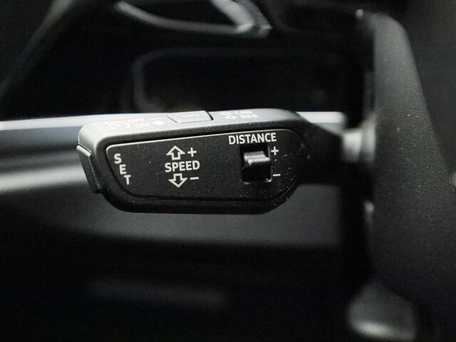 Audi Q3 35 TFSI/150PK S Line · Elektrische stoelen · Adaptive Cruise Control · Apple/Android Car Play · Stoelverwarming · Trekhaak · Leder/Alcantara ·Garantie tot september 2029 of 100.000km