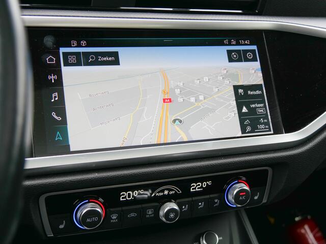 Audi Q3 35 TFSI 150PK Automaat S Line | PANODAK | CAMERA | NAVIGATIE |