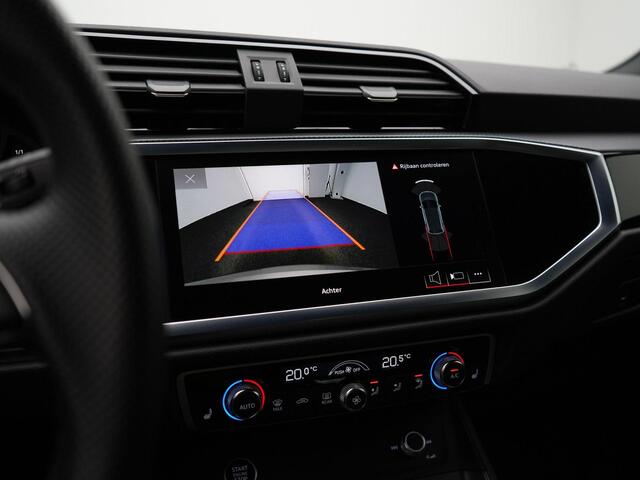 Audi Q3 35 TFSI 150 pk S-tronic S-Line | Trekhaak | Sonos | Achteruitrijcamera | Navigatie | Stoelverwarming