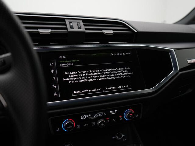 Audi Q3 35 TFSI 150 pk S-tronic S-Line | Trekhaak | Sonos | Achteruitrijcamera | Navigatie | Stoelverwarming
