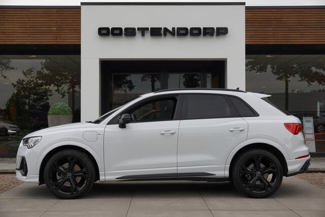 Audi Q3 45TFSIe/245pk S-Line|2023|20"Blackstyle|Matrix-LED|Keyless|Optik Schwarz|Cruise+ACC|Blindspot|El.stoelverstelling