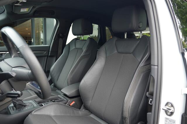 Audi Q3 45TFSIe/245pk S-Line|2023|20"Blackstyle|Matrix-LED|Keyless|Optik Schwarz|Cruise+ACC|Blindspot|El.stoelverstelling