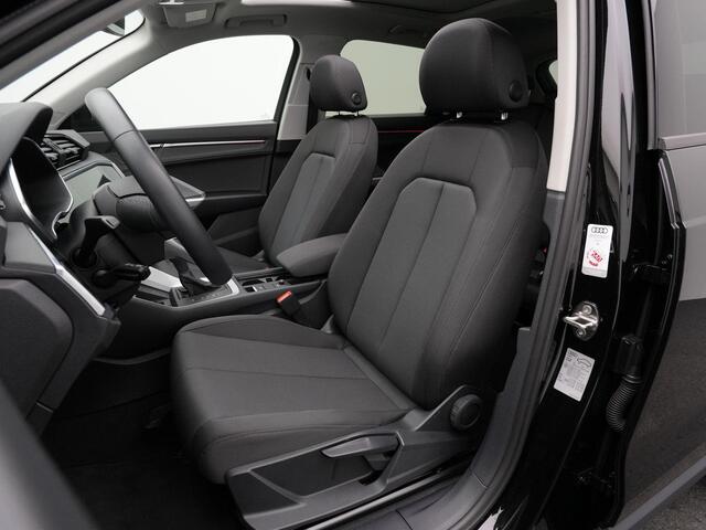 Audi Q3 45 TFSI e 245 pk S-tronic Business Edition | Panoramadak | Matrix LED | Sonos | Rondomzicht camera | Stoelverwarming | Navigatie