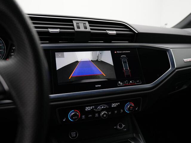 Audi Q3 Sportback 45 TFSI e 245 pk S-tronic S-Line | Panoramadak | Matrix LED | Elektr. verstelbare stoel | Achteruitrijcamera | Stoelverwarming | Navigatie