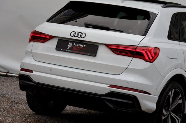 Audi Q3 45 TFSI e S-Line - 245 pk **Pano / Trekhaak / Sonos / Carbon