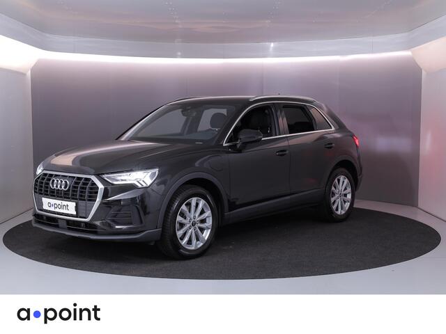 Audi Q3 45 TFSI e Business Edition 245 pk S-tronic | Navigatie | Parkeersensoren | Achteruitrijcamera | Adaptieve cruise control | Stoelverwarming | S-Line interieur |