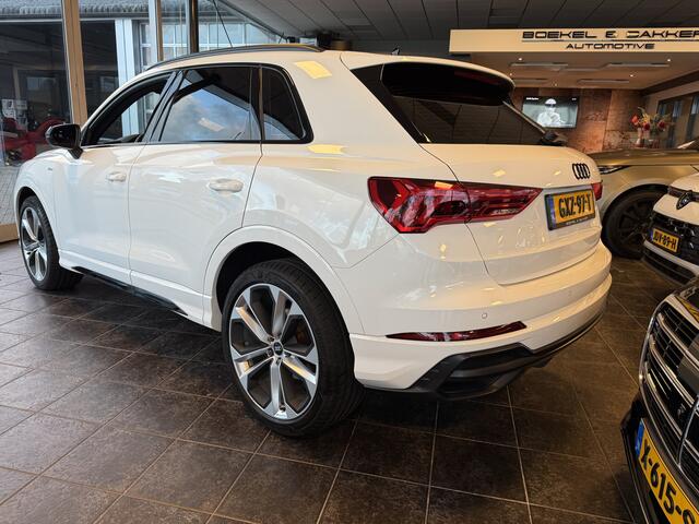 Audi Q3 35 TFSI S Edition ** 20inch ** Black Optic ** Stoelverwarming