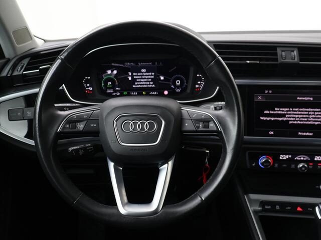 Audi Q3 45 TFSI e S edition | 245 PK | SoH 86% | Adaptive cruise control | Full LED verlichting | Voorstoelen verwarmd | S line |