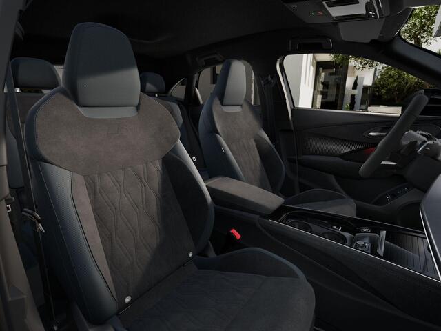 Audi Q3 S edition e-hybrid | 272 PK Sportback | Zwart Optiek | Privacyglas | 20 inch | Tech pro pakket |