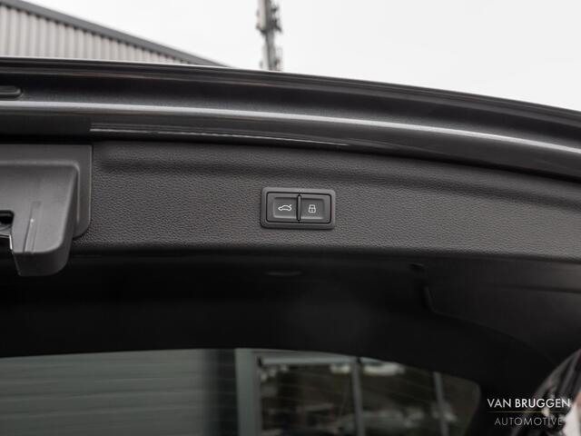 Audi Q3 45 TFSI E S-Line Pano SONOS Trekhaak Camera ACC Leer