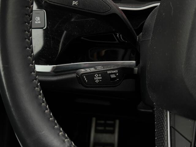 Audi Q3 35 TFSI S Edition - camera - adaptivecruise - stoelverwarming