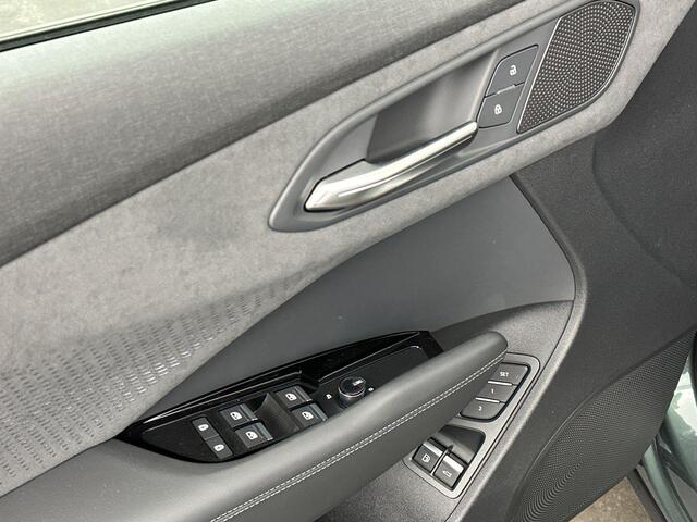 Audi Q3 S edition e-hybrid 200 kW / 272 PK Hatchback 6 ver