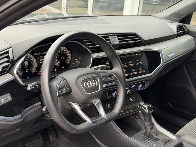 Audi Q3 45 TFSI e S edition | 20" | 360° camera | Dodehoek | Keyless