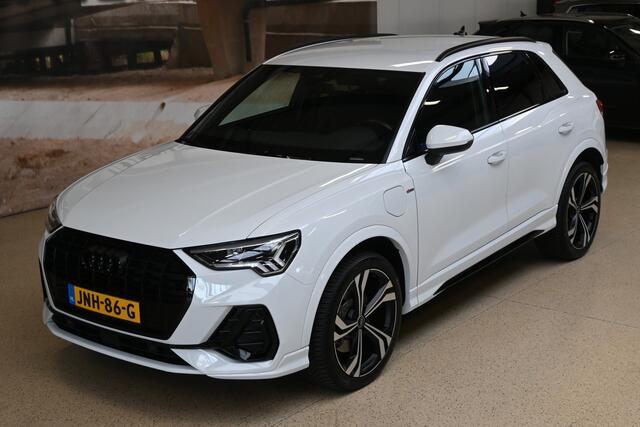 Audi Q3 45 TFSIe 245pk S edition | ACC | Elek. klep | Camera | 100% (Dealer) onderhouden label