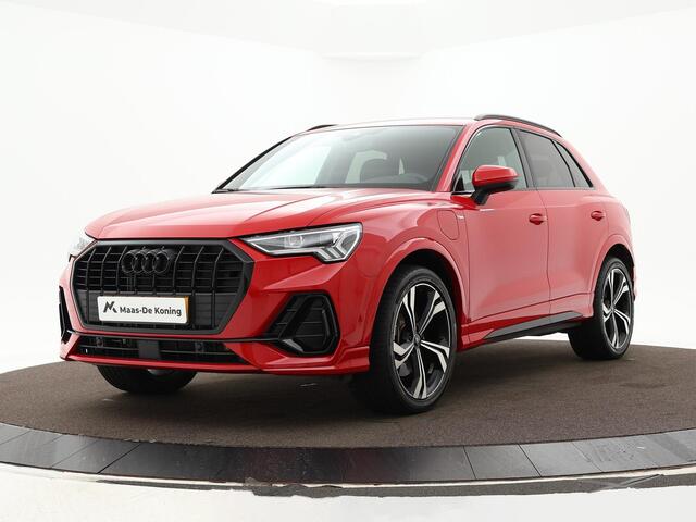 Audi Q3 45 TFSIe 245pk S-Tronic S Edition · Camera · Keyless · Side Assist · Inklap. Trekhaak · 20"Velgen · ACC · Stoelverwarming · Optiekpakket Zwart · Garantie t/m 11-01-2027 of 100.000km