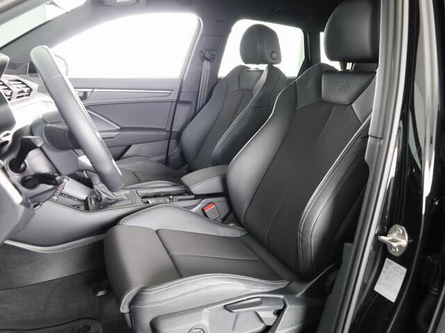 Audi Q3 45 TFSI e S edition 245pk | Navigatie | Stoelverwarming | 19 inch lichtmetalen velgen | 3 spaak afgevlakt stuurwiel
