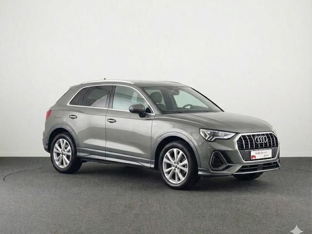 Audi Q3 35 TFSI S edition 150pk | Navigatie | Adaptieve cruise controle | Verwarmbare voorstoelen