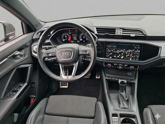 Audi Q3 35 TFSI S edition 150pk | Navigatie | Adaptieve cruise controle | Verwarmbare voorstoelen