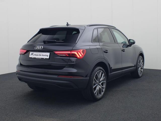 Audi Q3 45 TFSIe 180kW/245PK Business Edition · Elektrische stoelverstelling · Trekhaak · Stoelverwarming · Navigatie ·