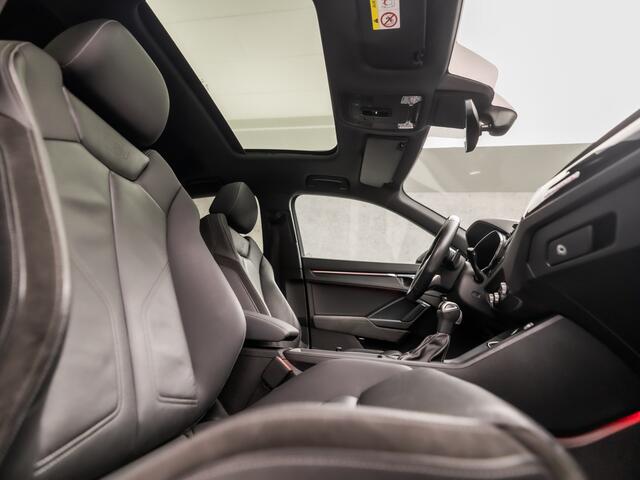 Audi Q3 Sportback 45 TFSI quattro edition one 230Pk Automaat (2X S-LINE, SCHUIFDAK, APPLE CARPLAY, BANG&OLUFSEN, ELEK SPORTSTOELEN, LEDER, CAMERA, KEYLESS, MATRIX LED, SFEERVERLICHTING, NIEUWSTAAT)
