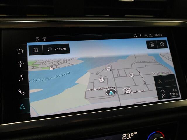 Audi Q3 Sportback 45 TFSIe 180kW/245PK · Camera · Stoelverwarming · Trekhaak · Apple/Android Car Play ·