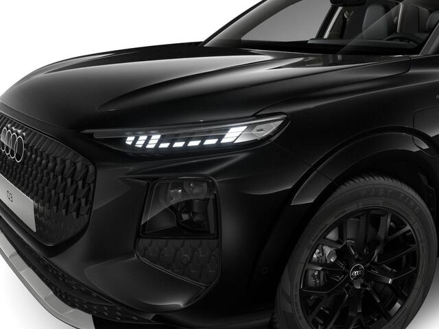 Audi Q3 Advanced edition e-hybrid 272 pk | Techniekpakket plus | Glazen panoramadak | Ambiente lichtpakket | Verwarmbaar stuurwiel |