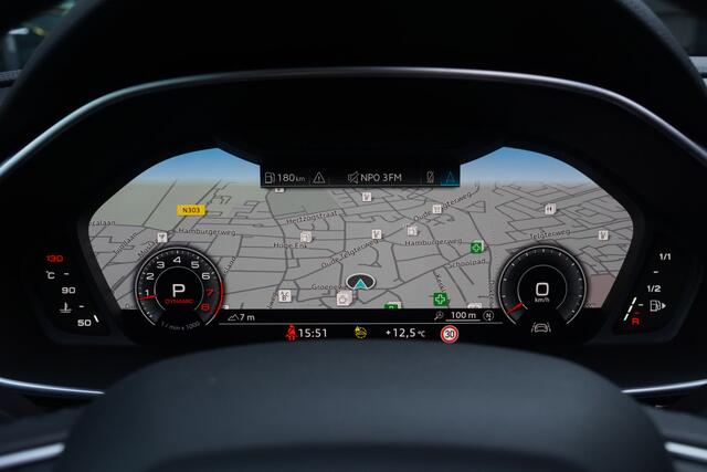 Audi Q3 Sportback 35 TFSI S Edition - PANODAK - TREKHAAK - CARPLAY - CAMERA - ADAPT. CRUISE -