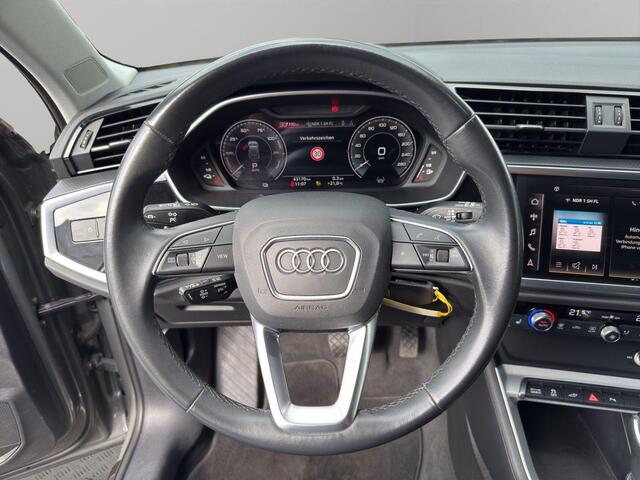 Audi Q3 45 TFSI e Advanced edition Led Koplampen 18 Inch Virtual Cockpit Navi ACC Trekhaak Doehoek Elektrische Achterklep