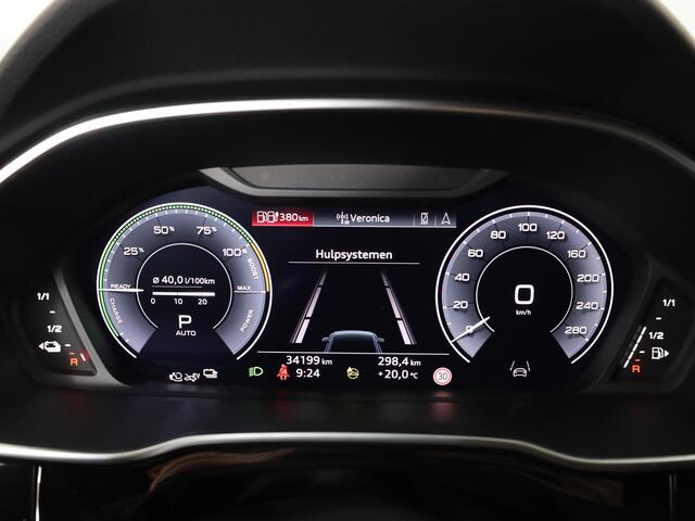 Audi Q3 45 TFSI e S edition 245pk SOH 95% | Parkeercamera | Trekhaak | 19 inch lichtmetalen velgen | Verwambare voorstoelen | S-line interieur
