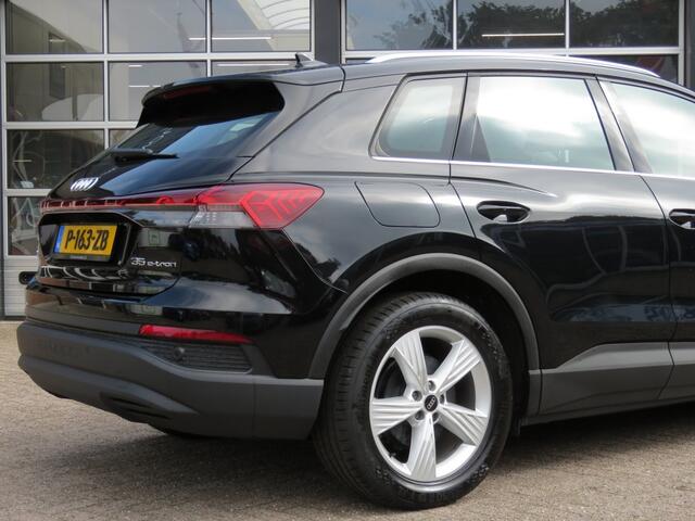 Audi Q4 35 LAUNCH ED. 55 KWH / 19 Inch / Stoelverw. / Elec. klep / BOVAG garantie