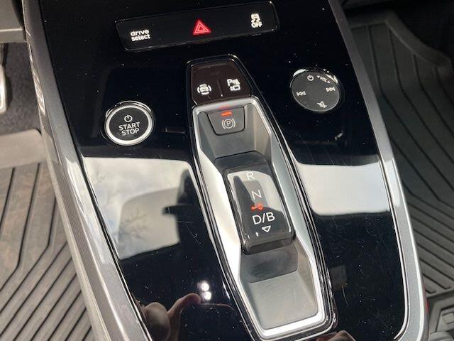 Audi Q4 Sportback e-tron 40 Launch Edition S Competition 77 kWh 65.000km Airco/ECC,S-Line,Virtueel Cockpit