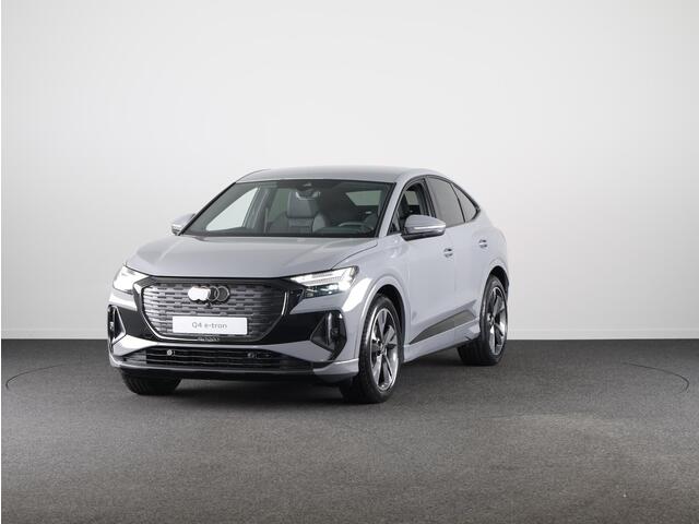 Audi Q4 Sportback e-tron S edition e-tron 45 82 kWh 210 kW / 286 PK Sportba Comfortpakket, adpative cruise control, achteruitrijcamera, optiek pakket zwart plus