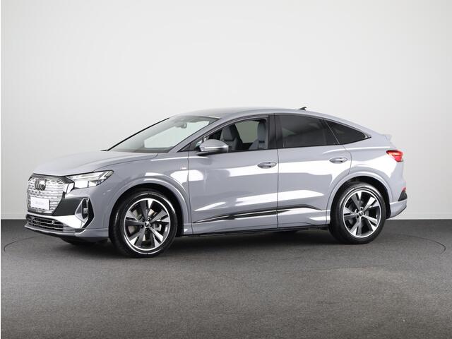 Audi Q4 Sportback e-tron S edition e-tron 45 82 kWh 210 kW / 286 PK Sportba Comfortpakket, adpative cruise control, achteruitrijcamera, optiek pakket zwart plus