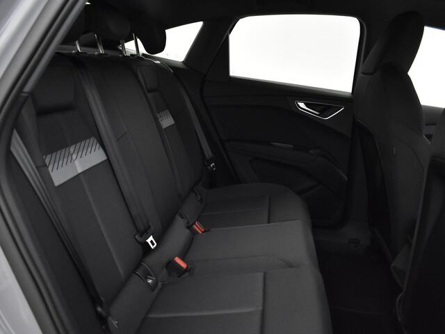 Audi Q4 Sportback e-tron Advanced edition e-tron 45 210kW/286pk 82Kwh Sport Assistentiepakket plus - Comfortpakket - Privacy glas