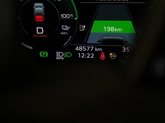 Audi Q4 Sportback e-tron 40 S edition 77 kWh 204 pk | Panoramadak | Leder fijnnappa | Head-up display | Sonos |